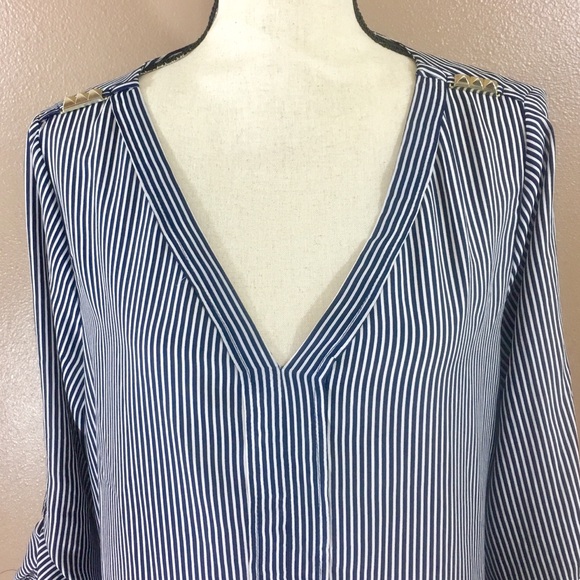 Zara Basic Striped V-Neck Embellished Blouse - Picture 4 of 8